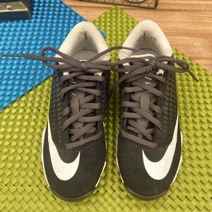 Nike Boys Fastflex Vapor Baseball Cleats Size 1